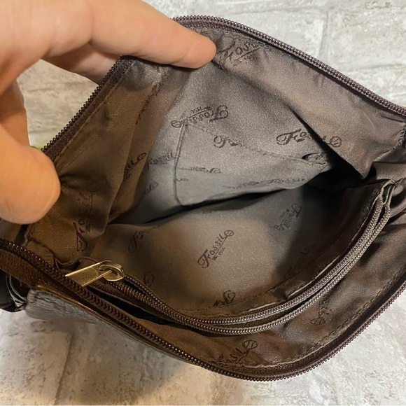 Fossil Leather Handbag with Key Brown - Picture 7 of 13